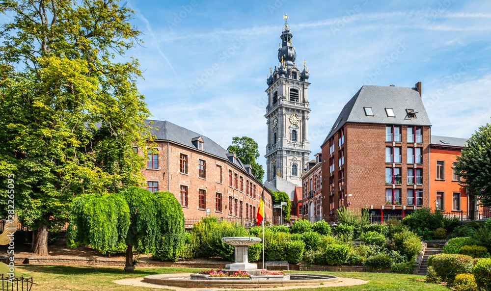 AdobeStock_282265093_Preview Nantes
